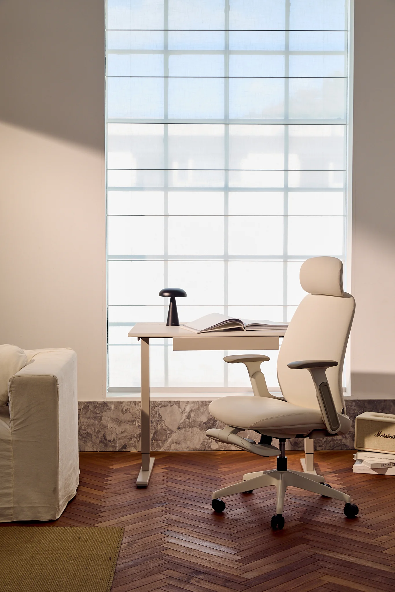 AnyDesk Hub Electric Sit-To-Stand Desk - Image 8