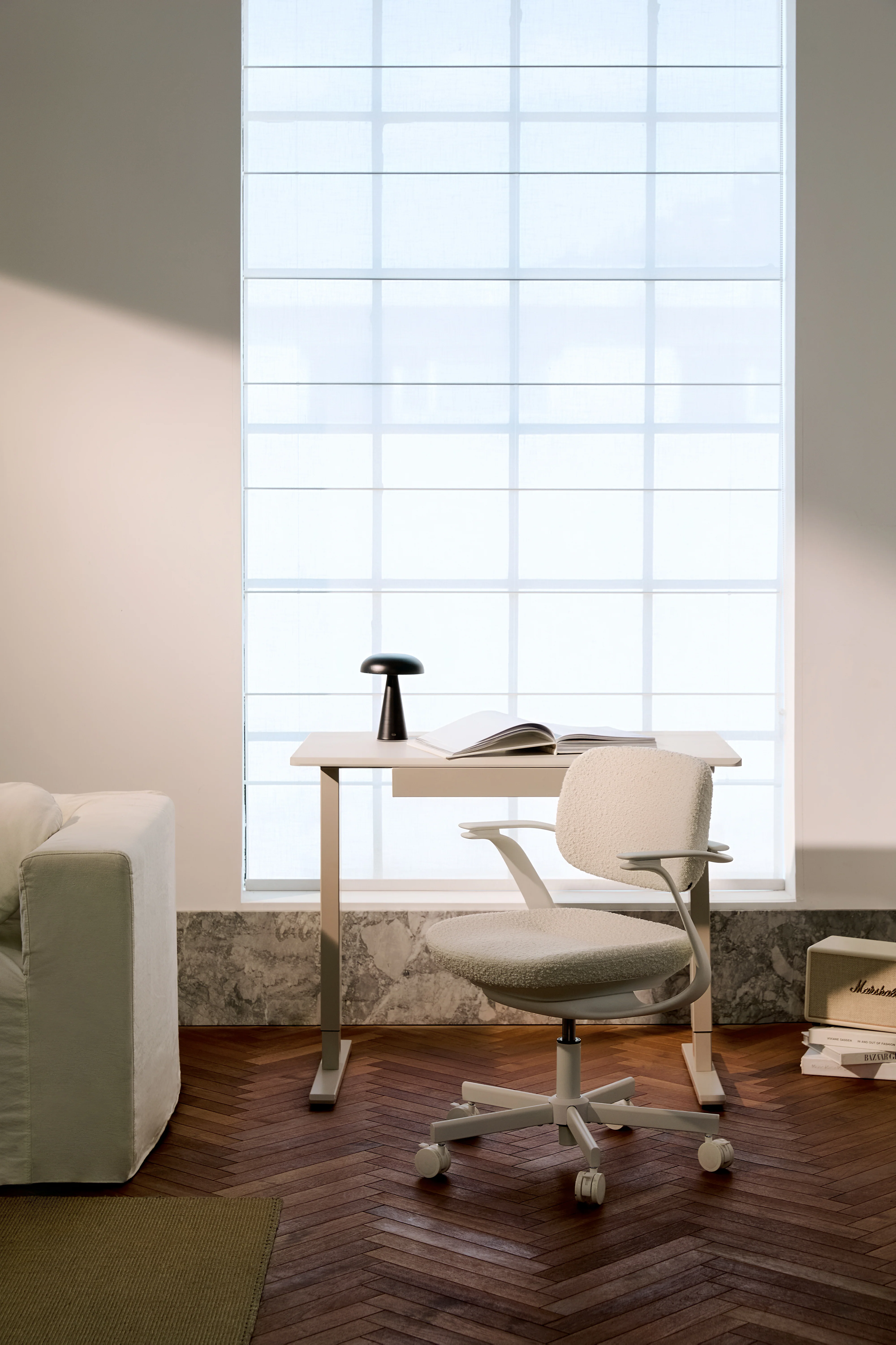 BISKIT Ergonomic Chair - Image 21