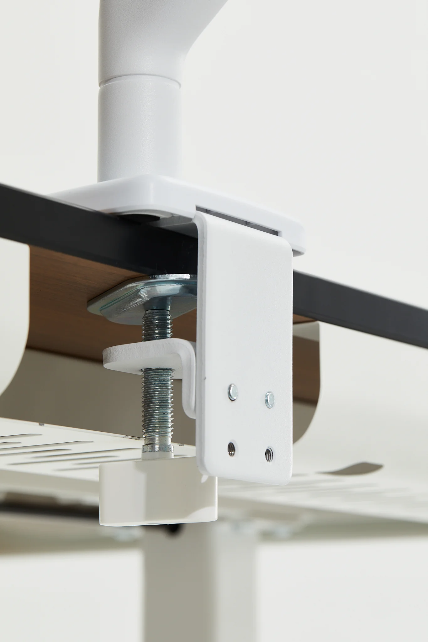 LIFTA Monitor Arms - Image 17