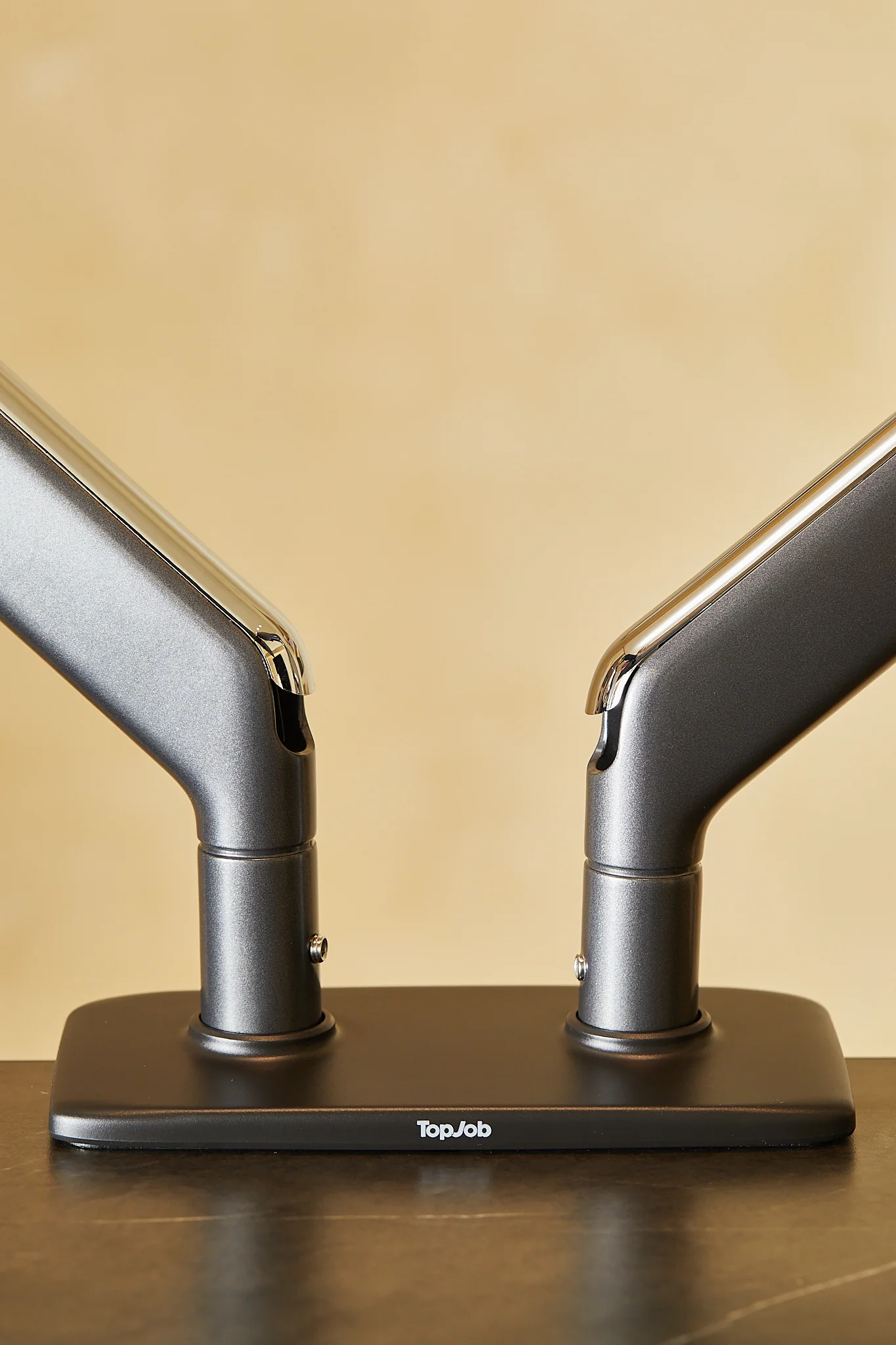 LIFTA Monitor Arms - Image 24