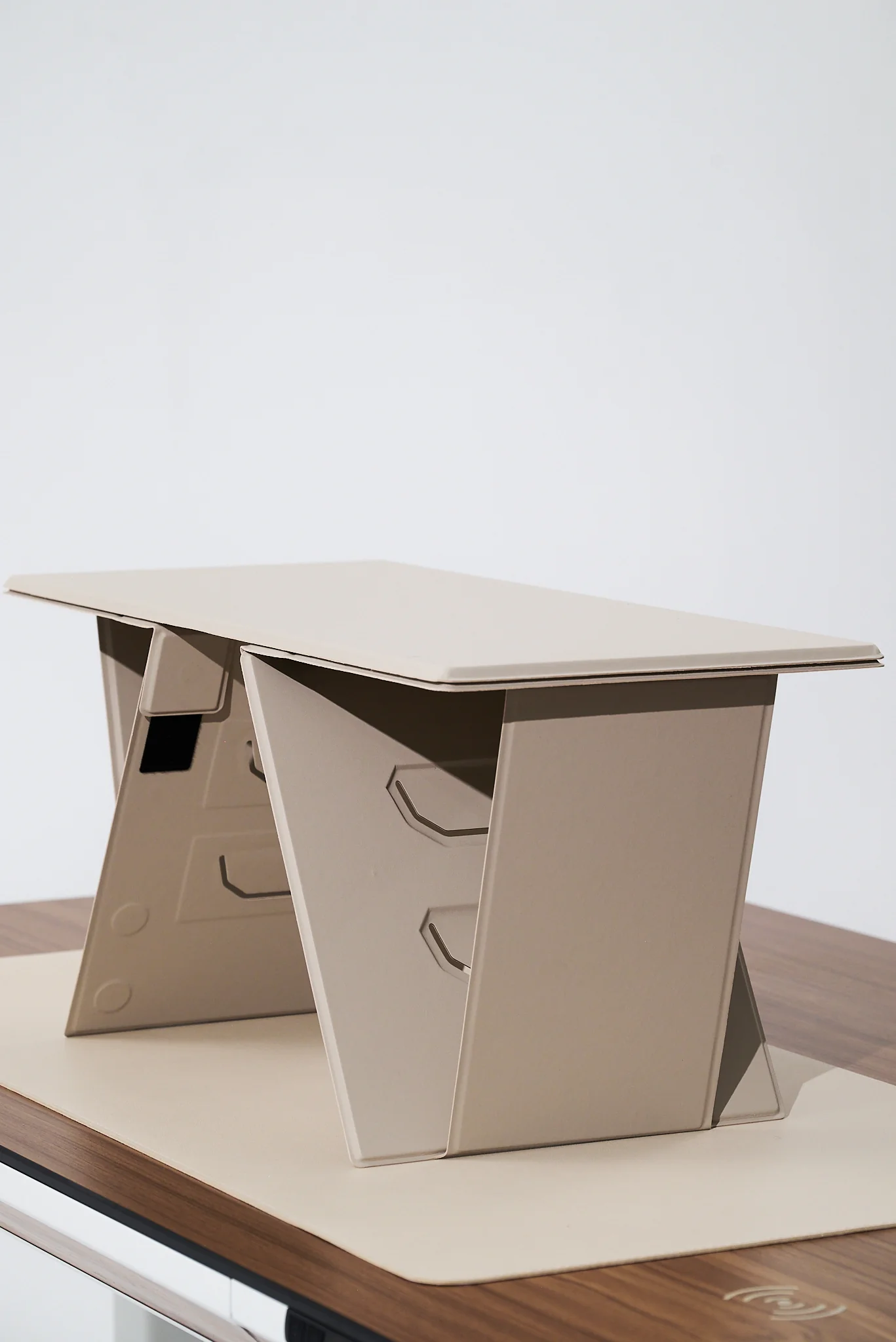 Origamie Slimfold Laptop Desk - Image 13