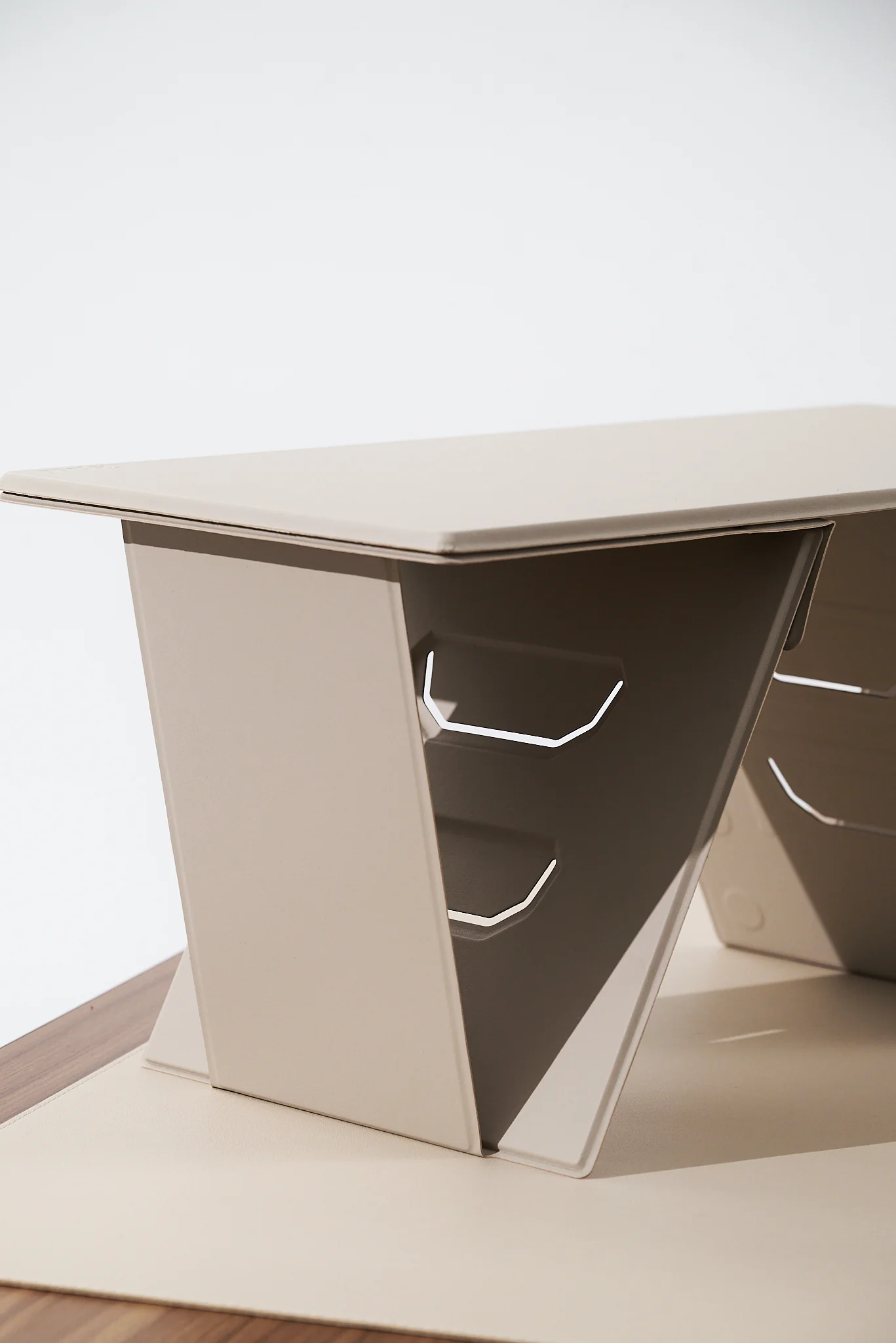 Origamie Slimfold Laptop Desk - Image 15