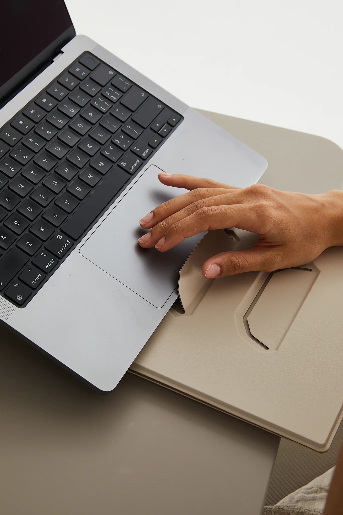 Origamie Slimfold Laptop Desk - Image 5