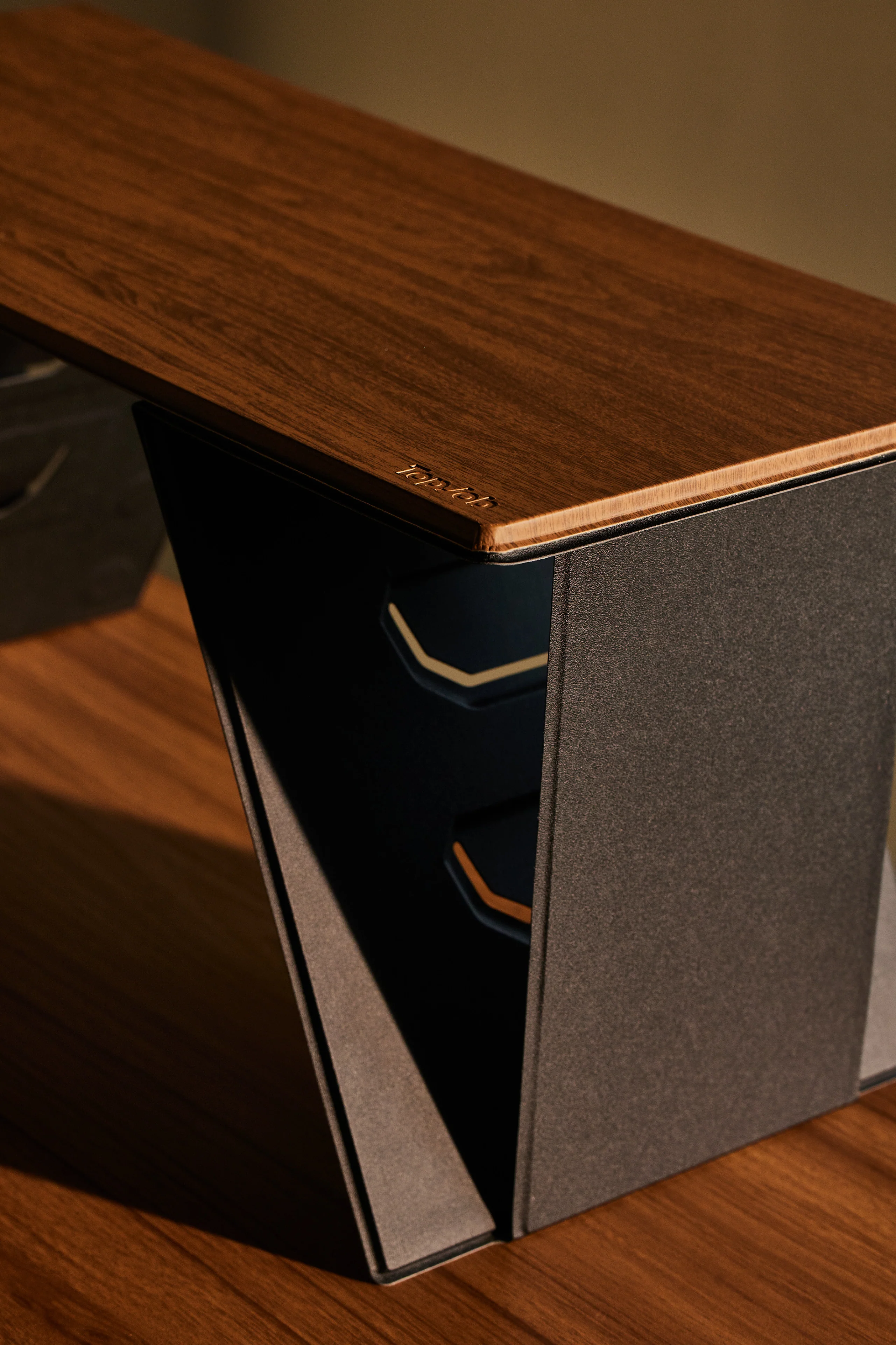Origamie Slimfold Laptop Desk - Image 7